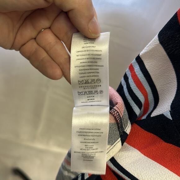 Michael Kors Striped Blouse - Size XS, Vibrant and Stylish - Picture 9 of 9